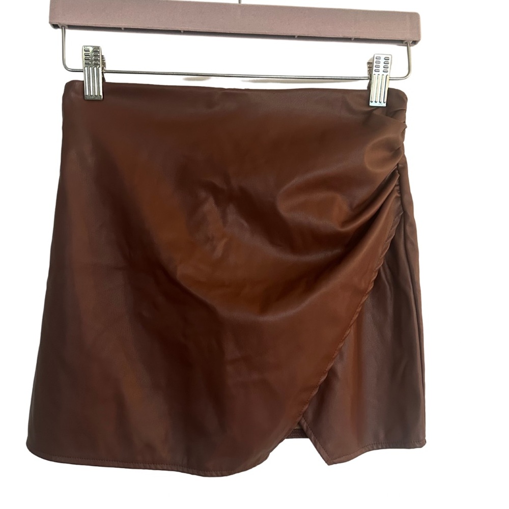 Fashion on Earth Faux Leather Brown Mini Skirt XS | Fall Staple Y2K EUC